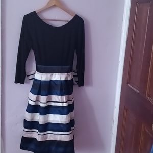 I m selling Eliza j dress